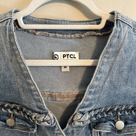 PTCL Cropped Denim Vest - Picture 6 of 7